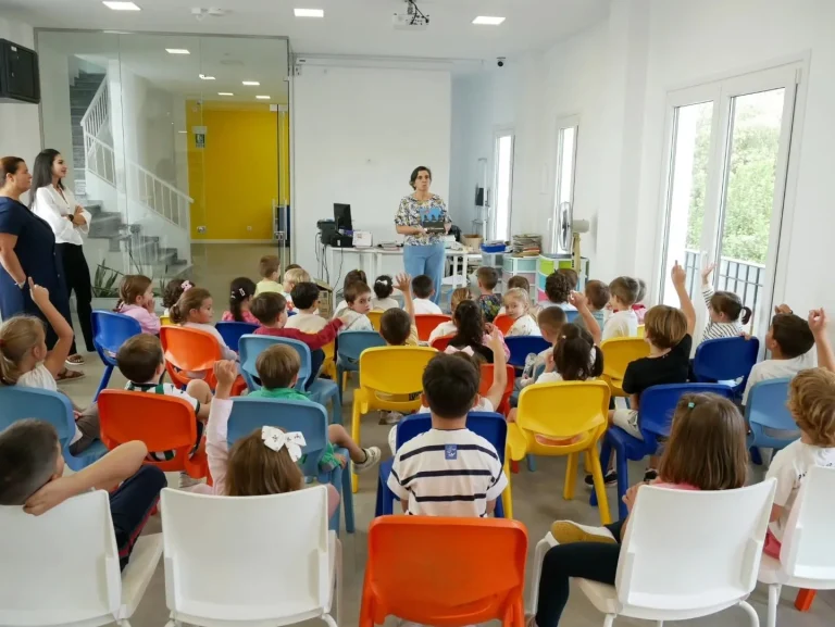 Celebramos el Día Internacional de las Bibliotecas en Cañete de las Torres. Fotografía de portada.