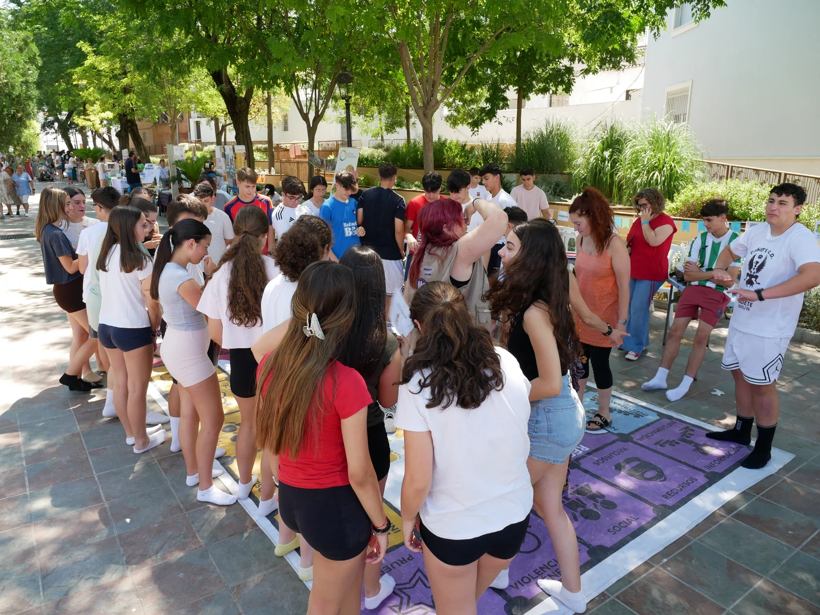 Cañete se convierte en punto de encuentro de la solidaridad. Fotografía de portada.